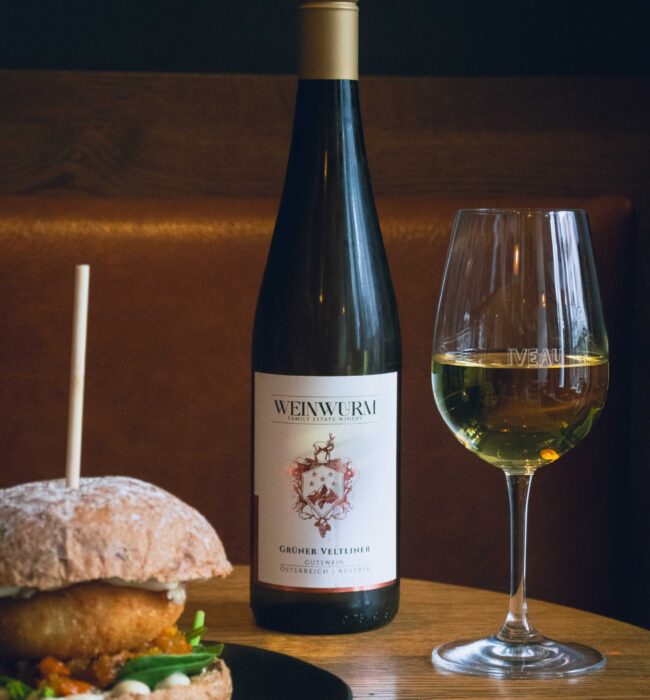 @Thomaskiekt - Iveau burgers & wijnbar - webzise-30